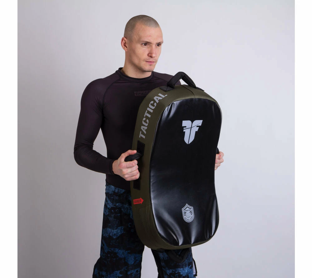 Fighter Kicking Shield - MULTI GRIP - TACTICAL SERIES - Green 18 Fighter Kicking Shield - MULTI GRIP - TACTICAL SERIES - Green