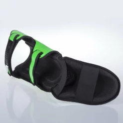 PROTECTION Fighter Shinguards Thai Ergo - Green/black, FSG-004GNB