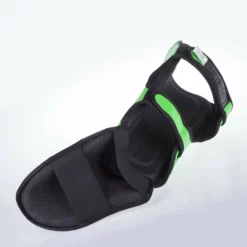 PROTECTION Fighter Shinguards Thai Ergo - Green/black, FSG-004GNB